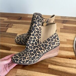 Toms Leopard Print Ankle Booties